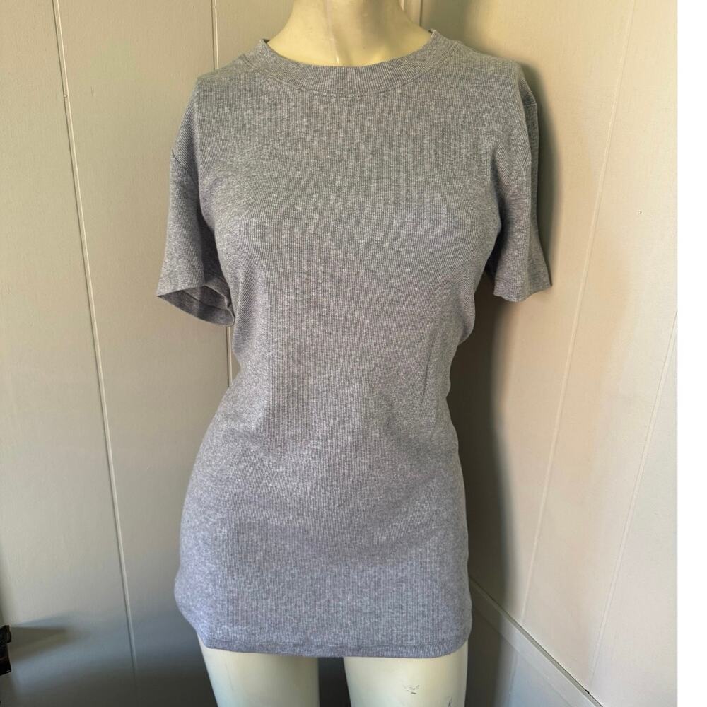 Banana Republic Women's Ribbed Crew-Neck T-Shirt. Size large